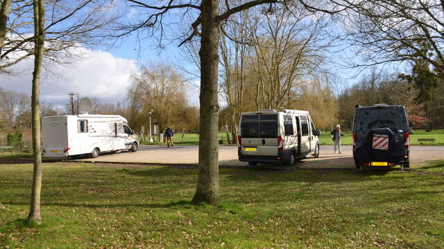 Parkeerplaats campers