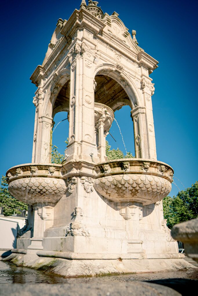 Fontaine place du 18 octobre châteaudun - Escape game urbain