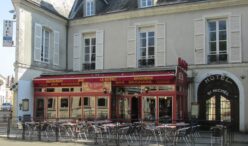 le-bistro-facade